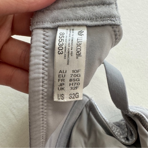 Wacoal Shimmering Silver Bra - Picture 4 of 8